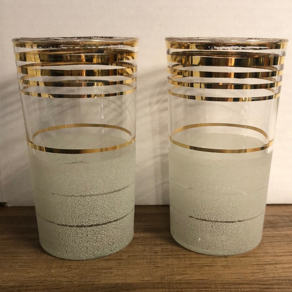 Sophisticated Silver and Gold Drinkware for Dining